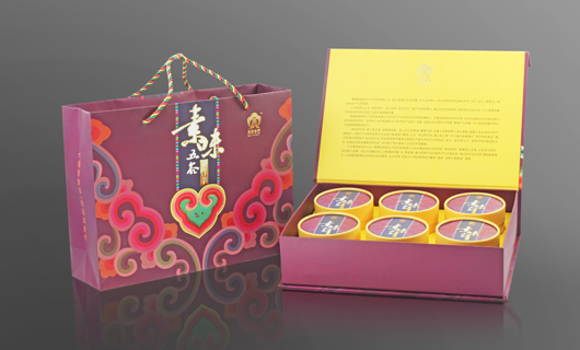 青藏高原五谷紫洋芋包装设计